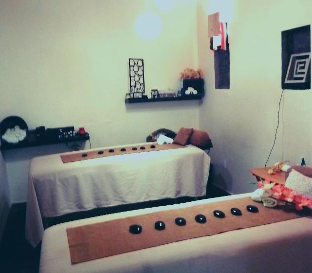 Пансион Hostal Spa La Casa De Las Libélulas