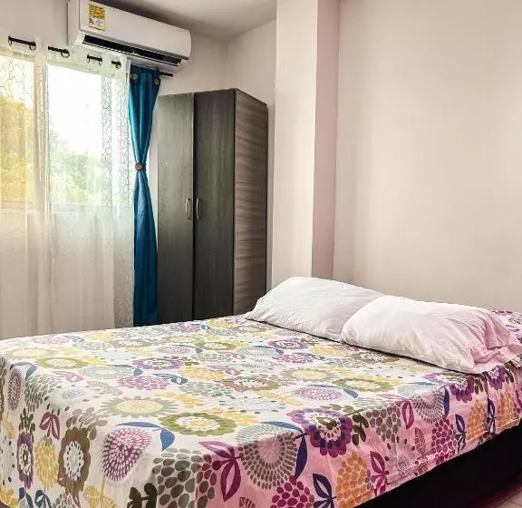 پانسیون La Terraza De Estella