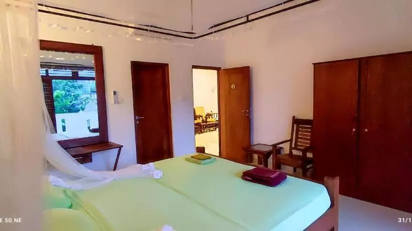 ペンション Villa Tanzanite Hikkaduwa