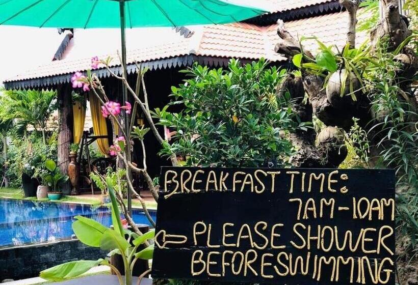 ホテル Moloppor Villa