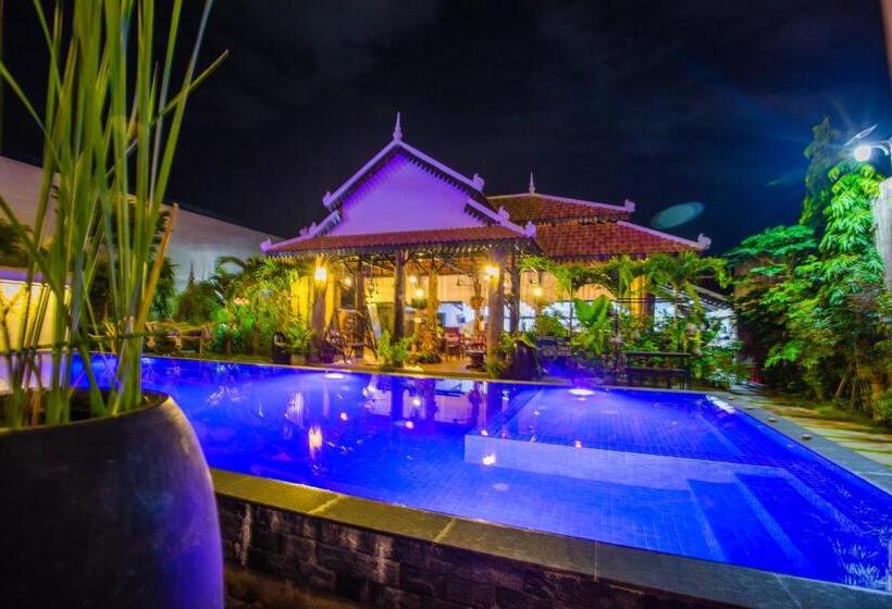 ホテル Moloppor Villa