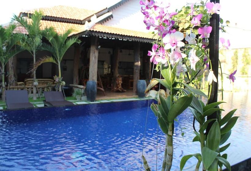 ホテル Moloppor Villa