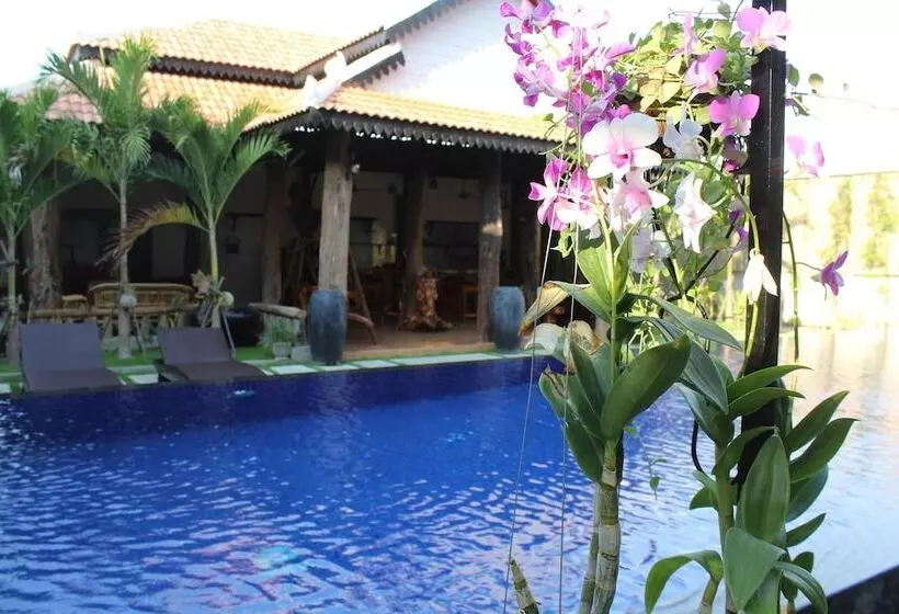 ホテル Moloppor Villa