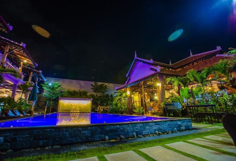 ホテル Moloppor Villa