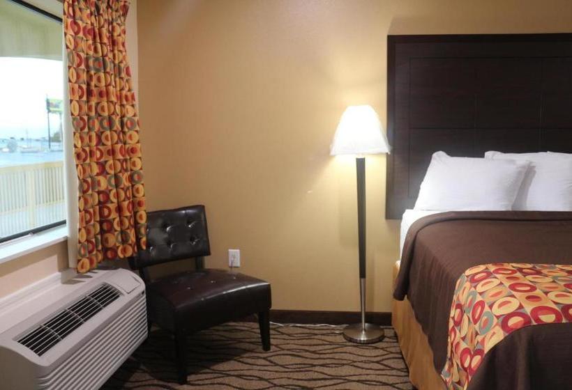 فندق على الطريق Express Inn And Suites