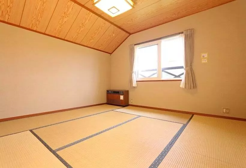 پانسیون Guesthouse Kinzaza