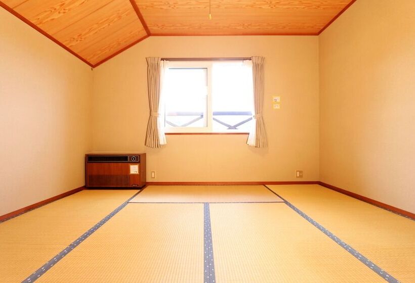 پانسیون Guesthouse Kinzaza