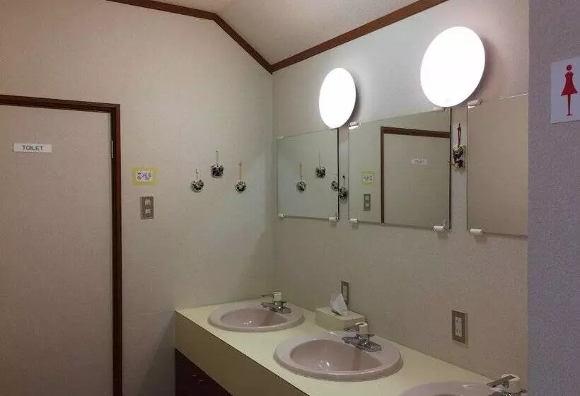 پانسیون Guesthouse Kinzaza
