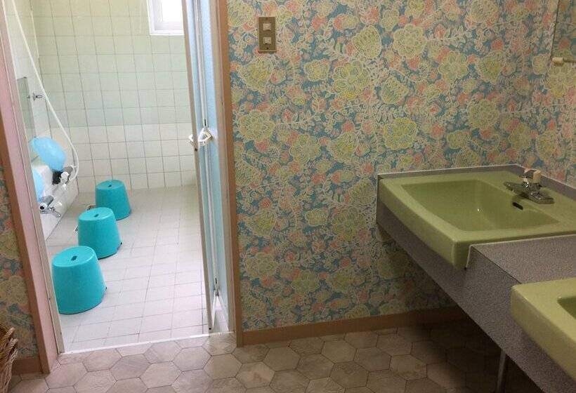 پانسیون Guesthouse Kinzaza