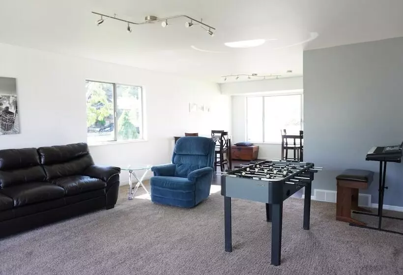 Majatalo Large Room Near Uvu & Byu