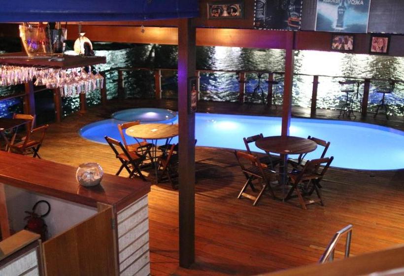 پانسیون Pousada Blue Marina