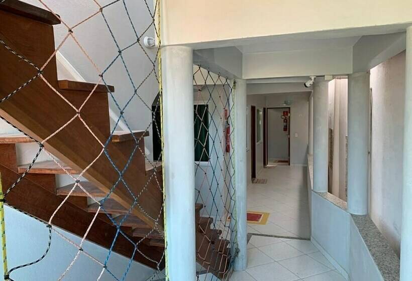 פנסיון Pousada Esadof