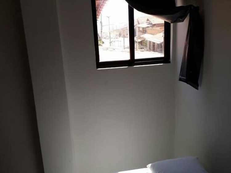 פנסיון Pousada Esadof