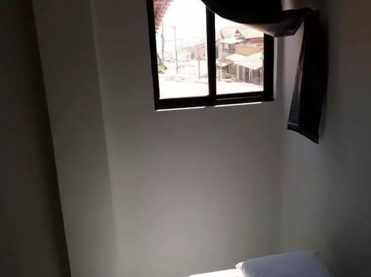 ペンション Pousada Esadof