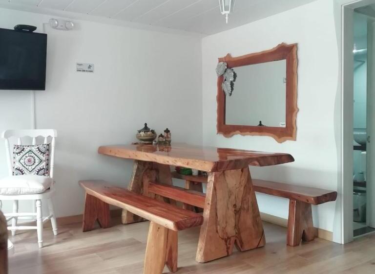 Pension Elizabetha Hostal