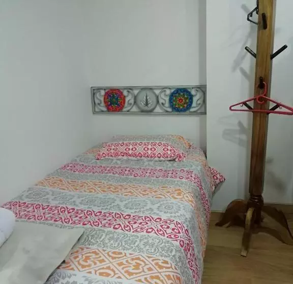 ペンション Elizabetha Hostal