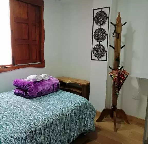 ペンション Elizabetha Hostal