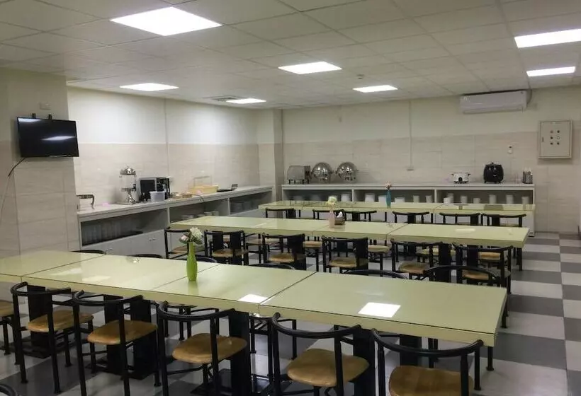 هاستل Gin Jian Commercial