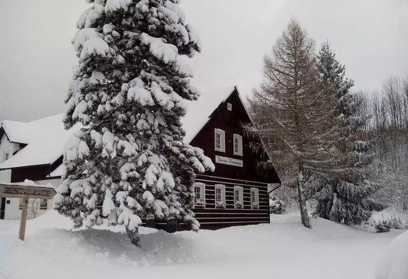 Retkeilymaja Penzion čistá