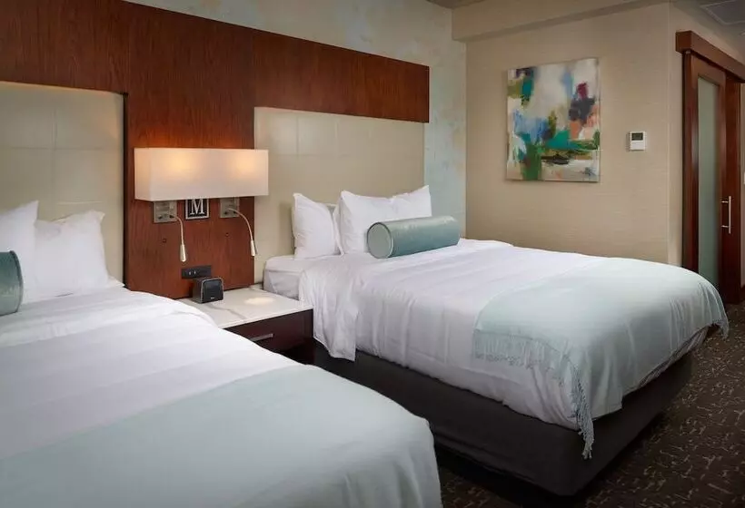 The Merrill Hotel & Conference Center, Muscatine, A Tribute Portfolio