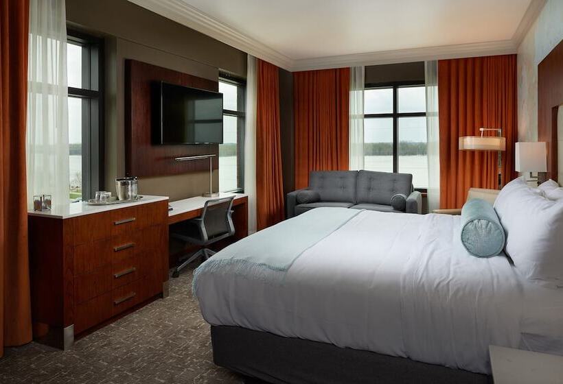 The Merrill Hotel & Conference Center, Muscatine, A Tribute Portfolio