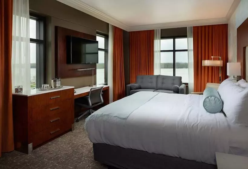 The Merrill Hotel & Conference Center, Muscatine, A Tribute Portfolio