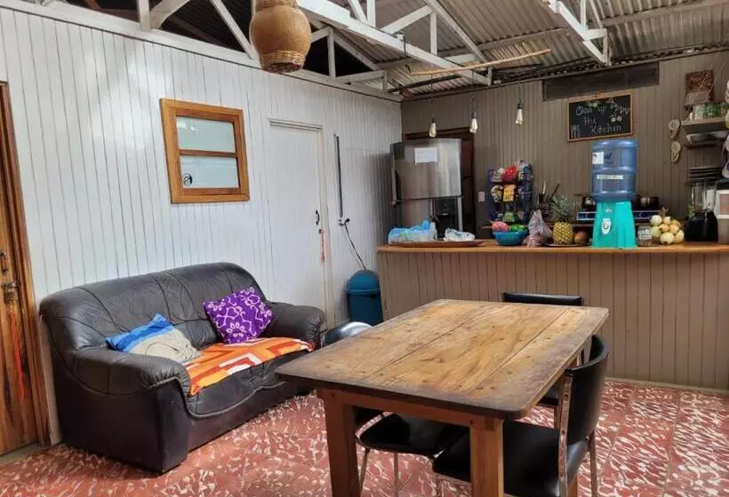 Majatalo Roots Family