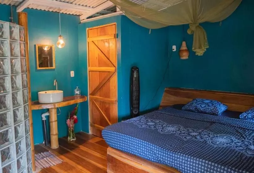 Majatalo Roots Family