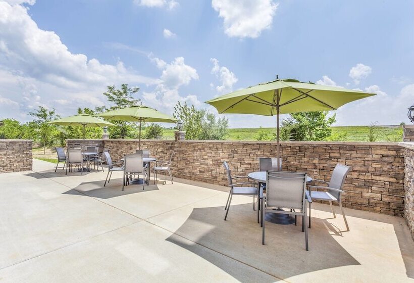 Отель Fairfield Inn & Suites By Marriott Lebanon