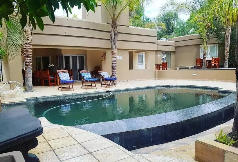 Majatalo Oudtshoorn Guest House