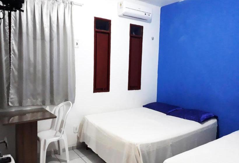 ペンション Pousada Lunar