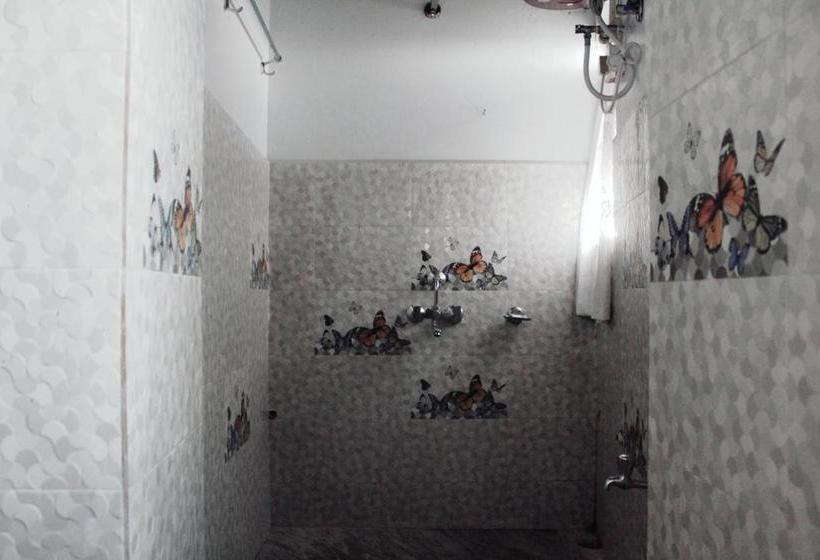 پانسیون Stay Abode Guest House