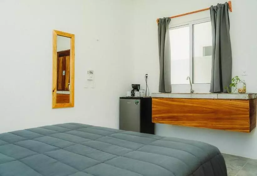 Che Holbox Hostel & Bar Adults Only
