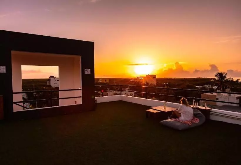 Che Holbox Hostel & Bar Adults Only