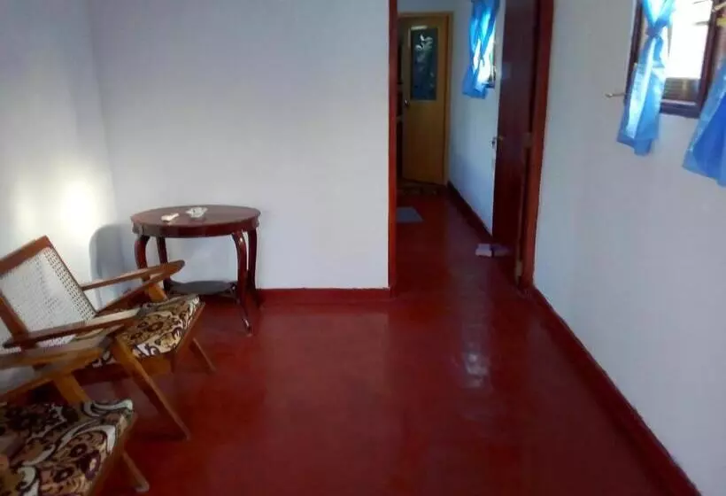 ペンション Ocean Edge Villa