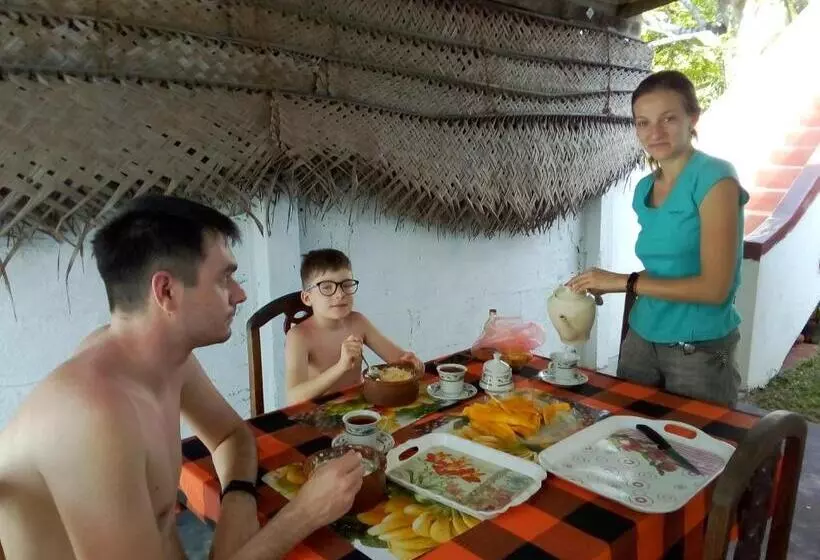 ペンション Ocean Edge Villa