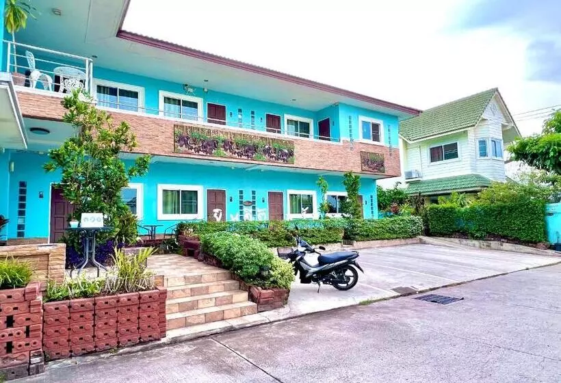 پانسیون Ruenaiyara Apartment