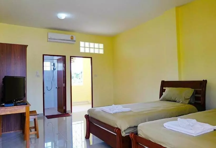 ペンション Wattana House Thayang Phetchaburi
