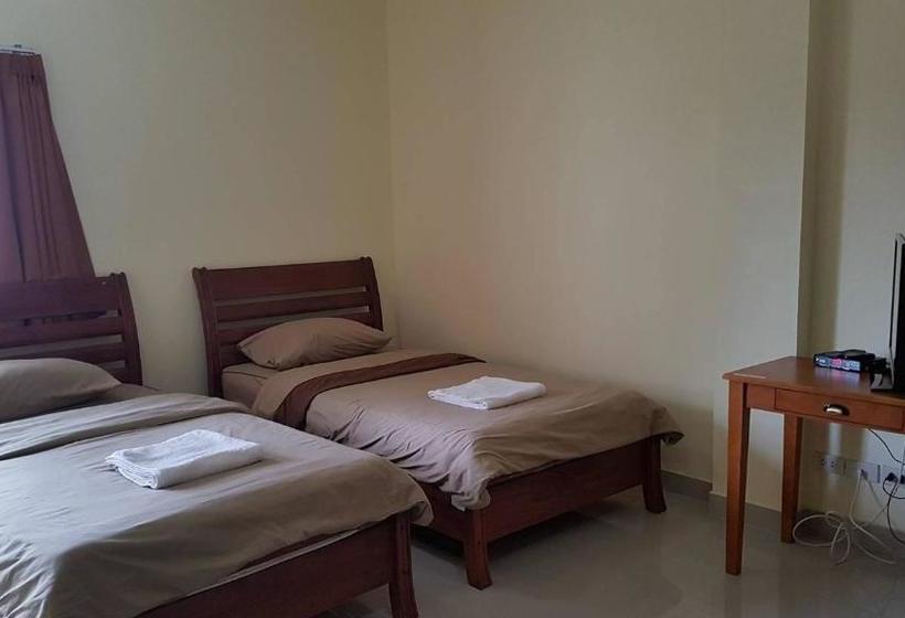 پانسیون Wattana House Thayang Phetchaburi