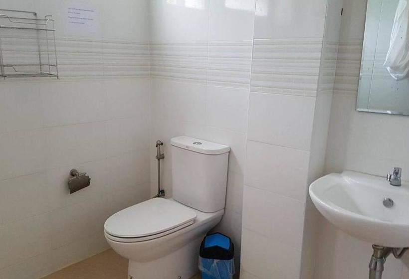 پانسیون Wattana House Thayang Phetchaburi