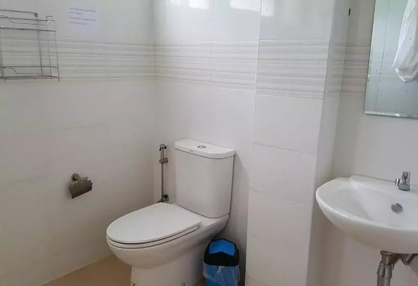 ペンション Wattana House Thayang Phetchaburi