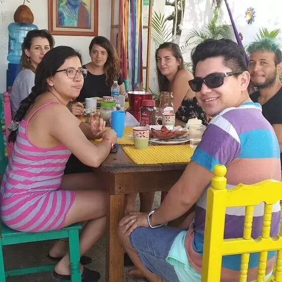 ユースホステル Hostal Guacamayas