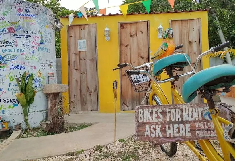 ユースホステル Hostal Guacamayas