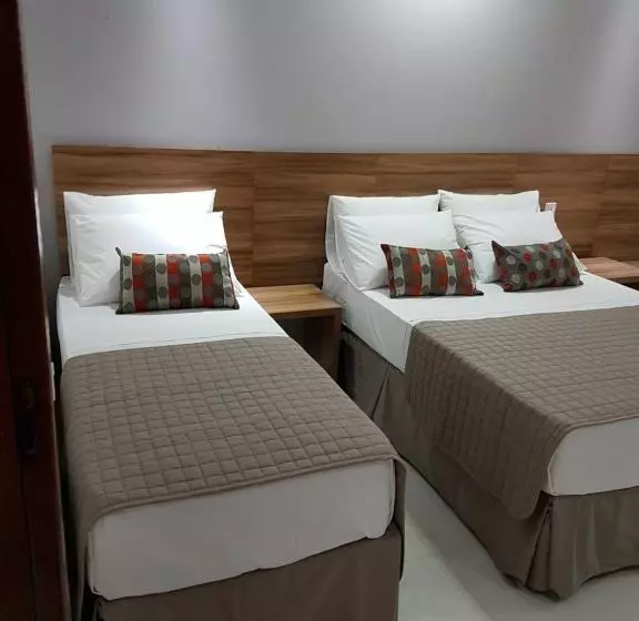 ペンション Pousada La Portella