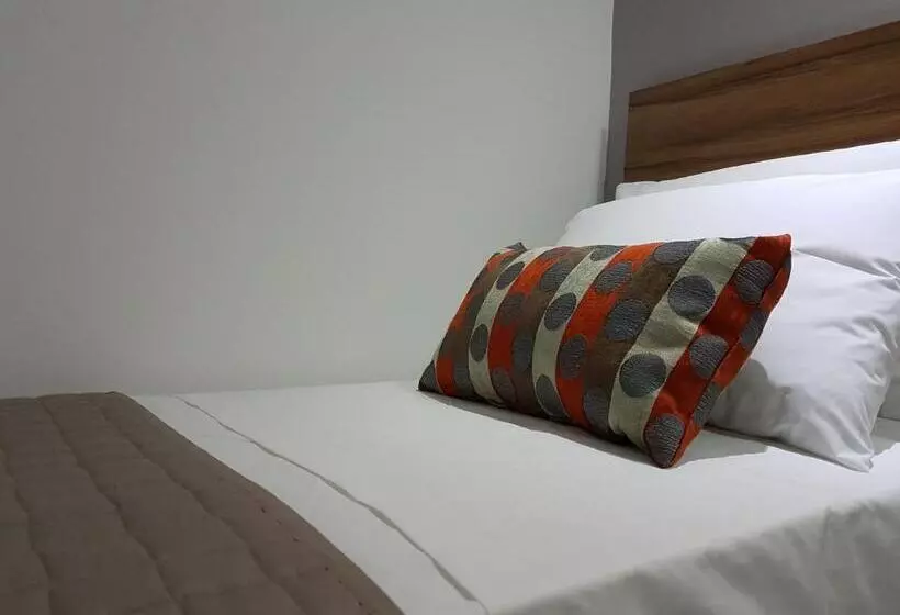 ペンション Pousada La Portella