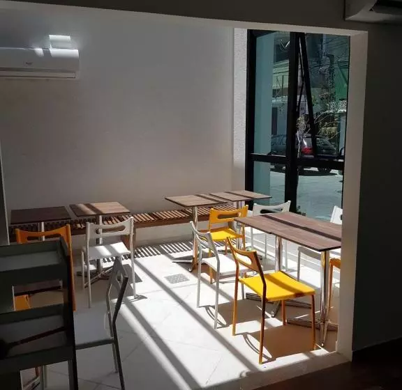 ペンション Pousada La Portella