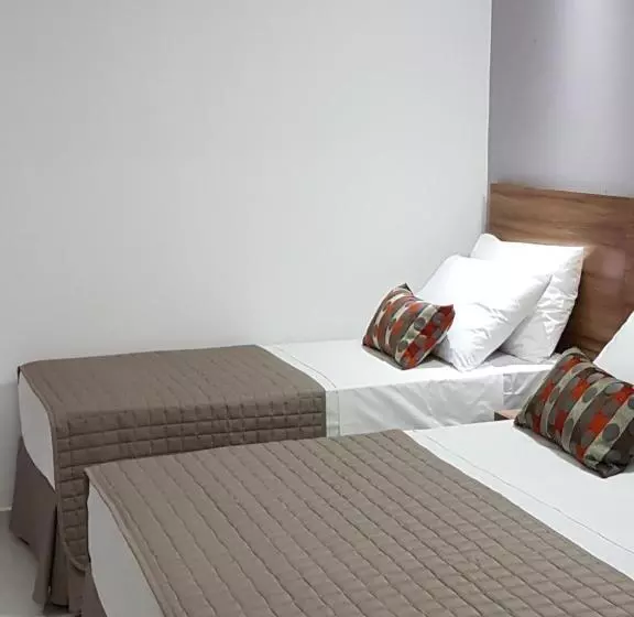 ペンション Pousada La Portella