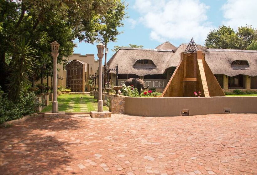 膳宿费 The Three Countries Estate