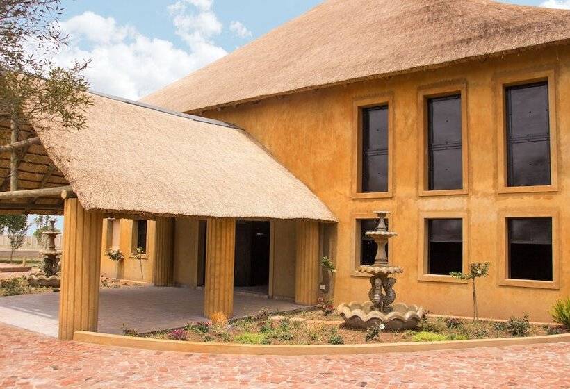 膳宿费 The Three Countries Estate