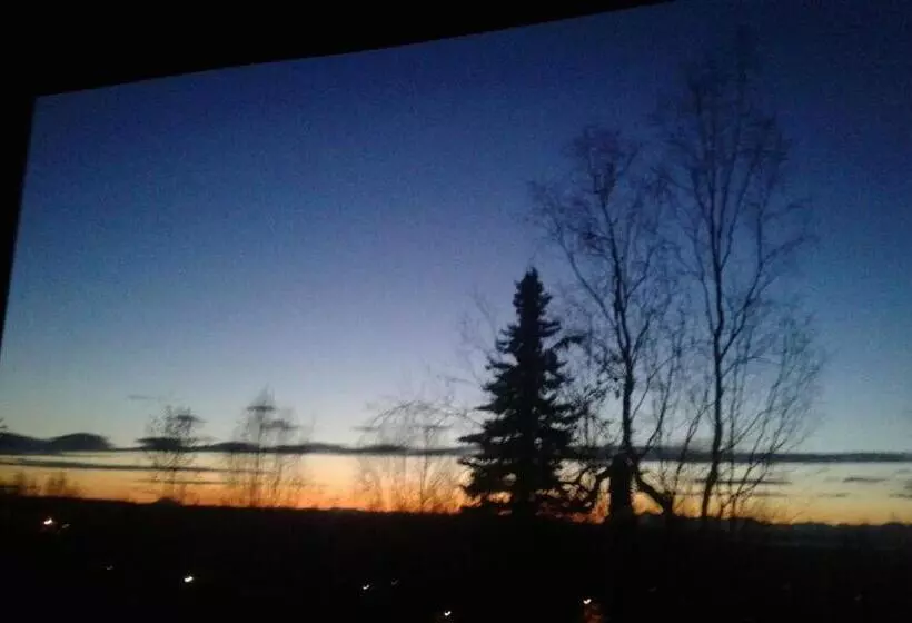 Alaska Chalet Bed & Breakfast